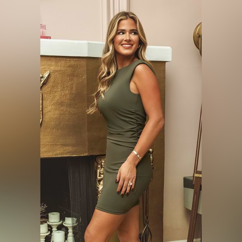 NWT Cupshe Boatneck Sleeveless Mini Dress
